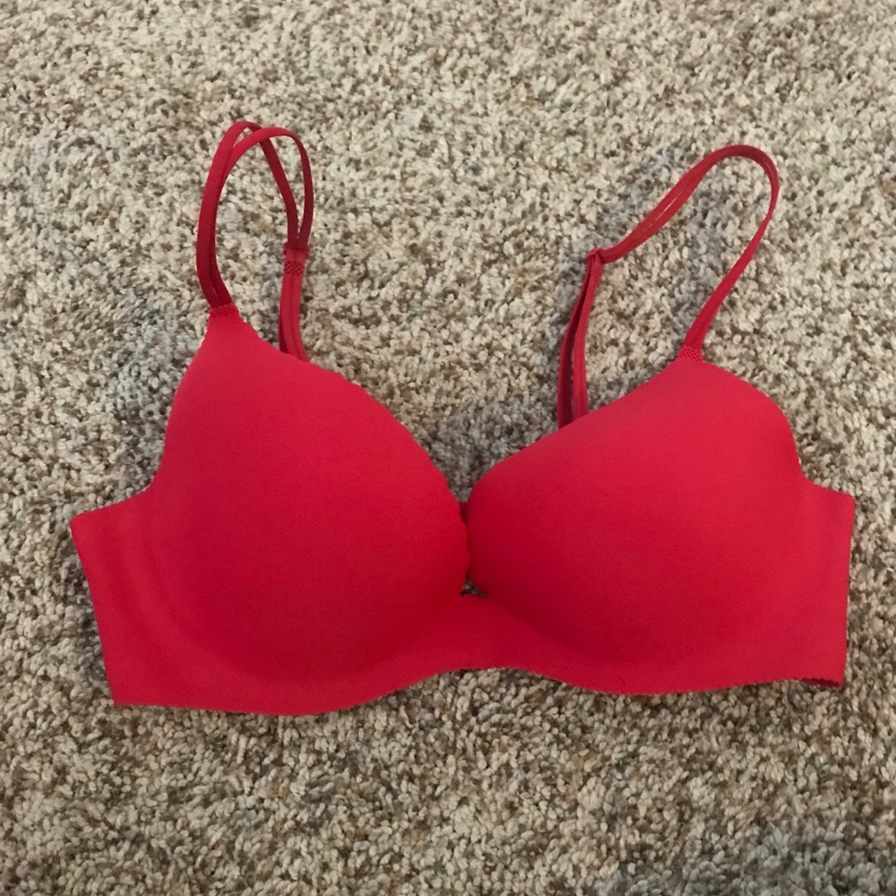 VS secret embrace push-up
